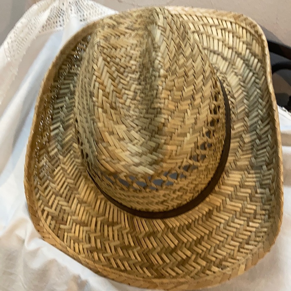 Straw hat